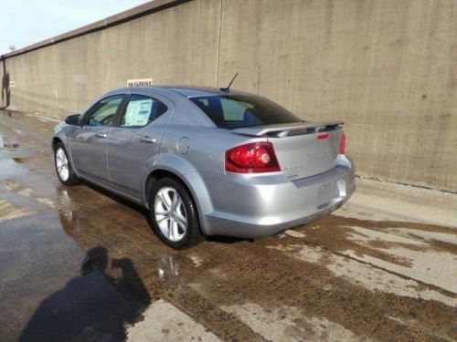 2014 dodge avenger se