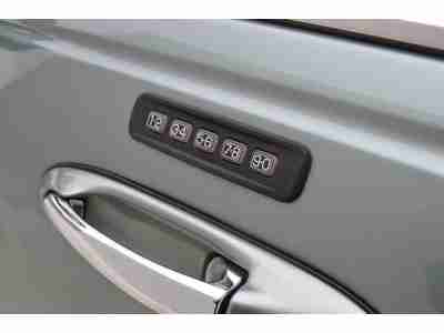 Signature Limited Leather Heated Seat Sunroof Moonroof CD V8 ABS Power Seat, image 19