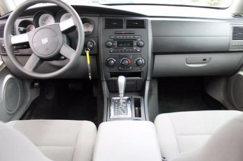 2007 dodge charger base