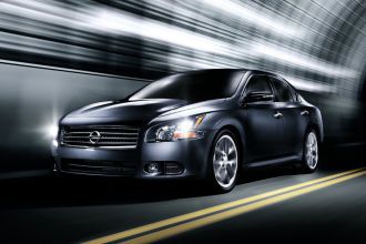 2010 nissan maxima