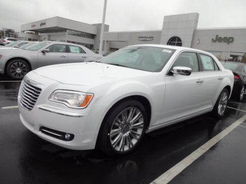 2014 chrysler 300c base