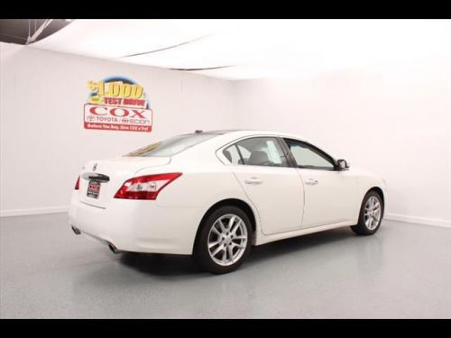 2011 nissan maxima s