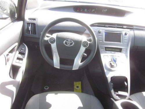 2014 toyota prius two