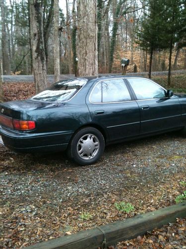 1993 toyota camry xle sedan 4-door 3.0l