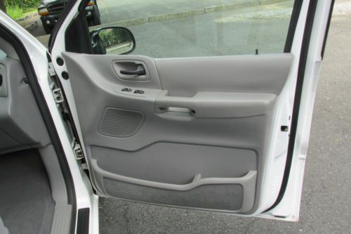 2003 Ford Windstar SE Mini Passenger Van 4-Door 3.8Lw/Motorized Wheel Chair Lift, US $7,500.00, image 6