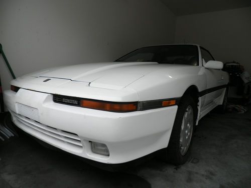 1990 toyota supra base hatchback 2-door 3.0l