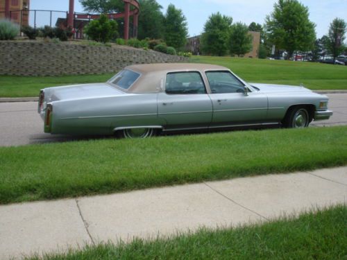 1976 cadillac fleetwood brougham
