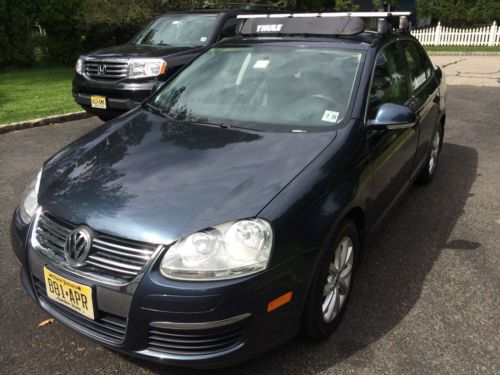 2010 volkswagen jetta limited edition sedan