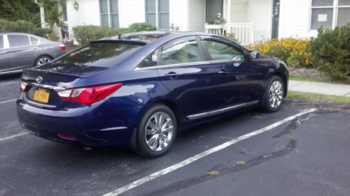 2011 hyundai sonata gls/ sport  6 speed manual shift great condition!