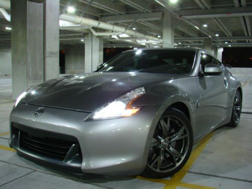 2009 nissan 370z sport package