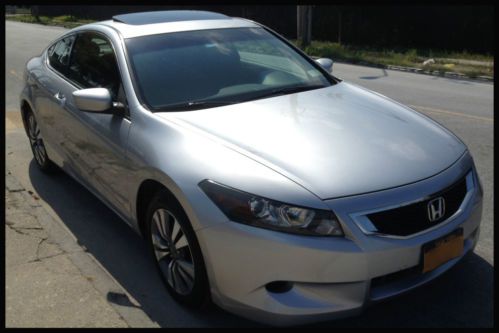 Honda accord coupe 2008 -under 37k miles- $11,250 or best offer