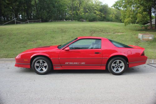 1987 camaro iroc-z28 - mint - 21,475 miles