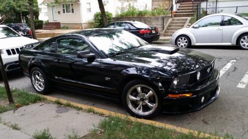 2007 ford mustang gt coupe 2-door 4.6l