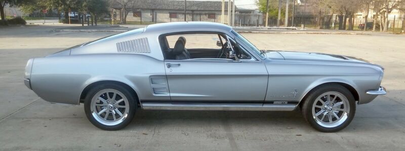 1967 ford mustang fastback