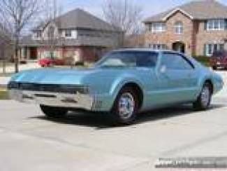 Beautiful 1966 olds toronado