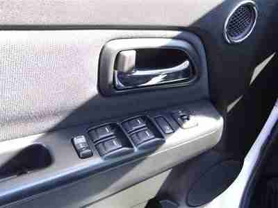 White Black Cloth Interior Alloy Wheels Automatic Transmission Crew Cab Pickup, image 12