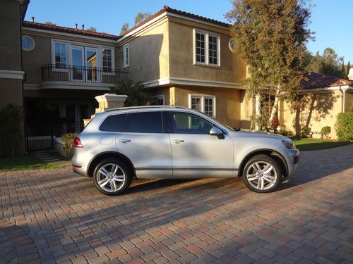 2011 volkswagen touareg vr6 sport utility no reserve auction