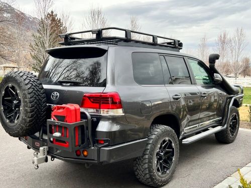 2019 toyota land cruiser