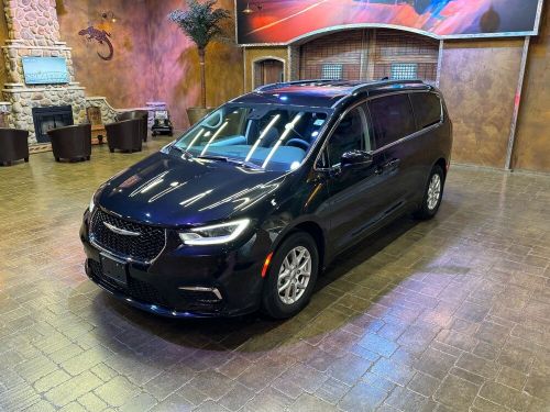 2022 chrysler pacifica touring l - htd lthr &amp; wheel, pwr sldrs, rmt start
