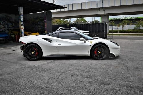 2016 ferrari 488 coupe 2d