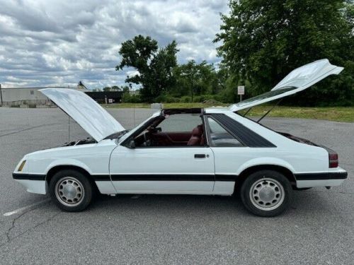 1986 ford mustang