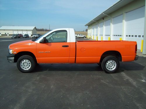 2004 dodge ram 1500 st standard cab pickup 2-door