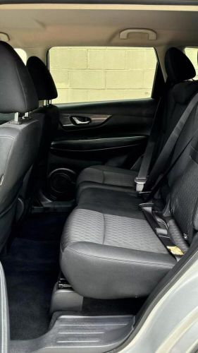 2017 Nissan Rogue SV Sport Utility 4D, US $5,500.00, image 5