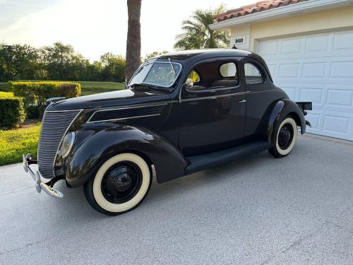 Ford Club
