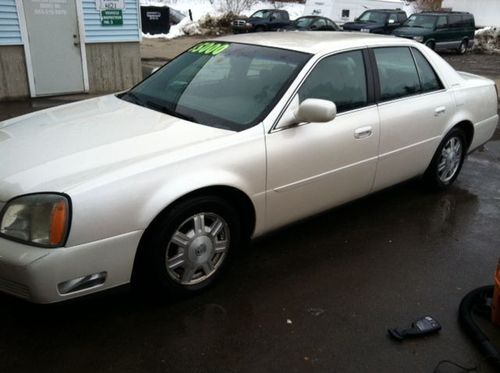 2003 cadillac deville mint!!!