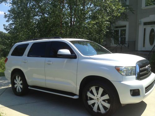 2008 toyota sequoia sr5 sport utility 4-door 5.7l