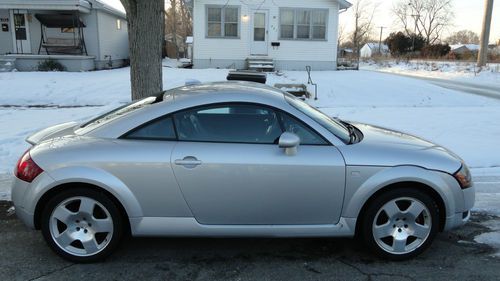 2001 audi tt 225 quattro base coupe******low mileage***