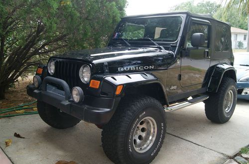 2005 jeep wrangler rubicon 4x4  black 78,000 miles