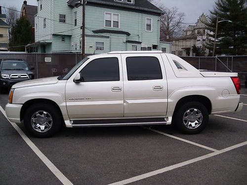 2005 cadillac escalade ext crew cab pickup 4-door 6.0l, pearl white!