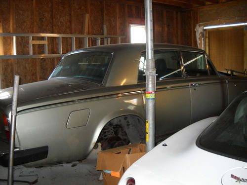 Vintage 1979 rolls royce silver shadow ll