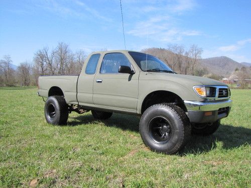 1995 toyota tacoma extended cab 2.7 3rz m/t alum wheel 33" tires lift kit *look*