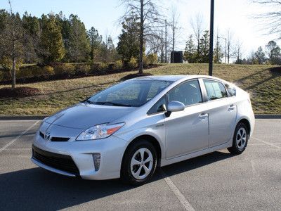 1.8l cd financing available 45 mpg + factory warranty one owner bluetooth