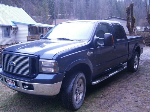 2005 ford f-250 harley davision edition  crew cab, only 49000 miles, loaded