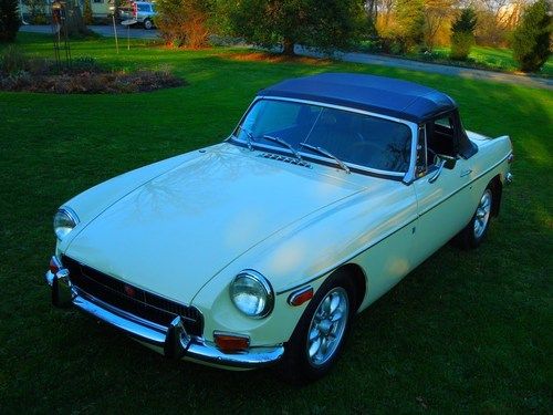 1972 mgb roadster, beautifully restored, pristine condition