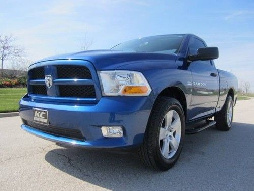 1500 reg cab express 2wd hemi nerf bars 20" alloys tow package 23k clean fax