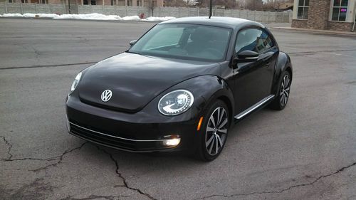 2012 volkswagen beetle turbo hatchback 2-door 2.0l