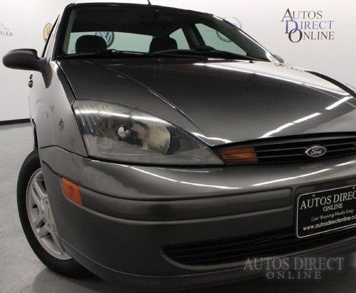 We finance 2003 ford focus se auto 45k clean carfax pwrwndws kylssent blaupunkt