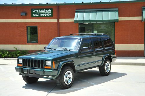 2000 cherokee sport xj /classic trim / sunroof / carfax / a true must see !!!!!