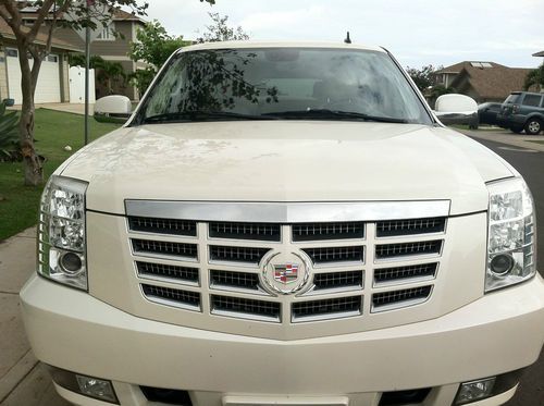 2009 cadillac escalade hybrid white