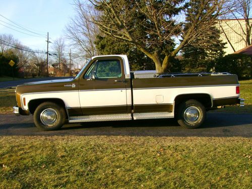 1975 chevy c-10 scottsdale pick-up 66k original miles. clean!!