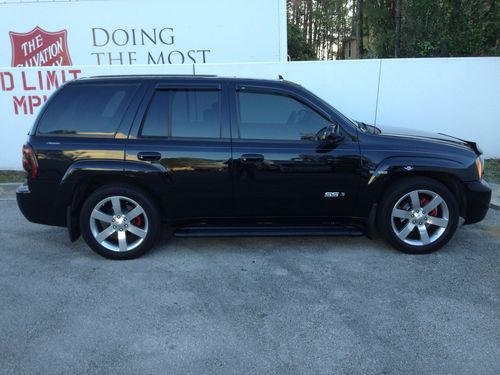 2007 chevrolet trailblazer ss 6.0l black on black - factory navi - 36k - fl suv