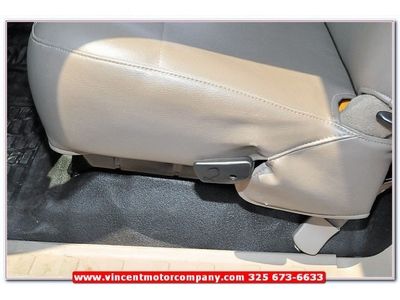 2008 Ford Super Duty F-550 DRW 2WD Box Truck Automatic Vincent Motor Company, image 20