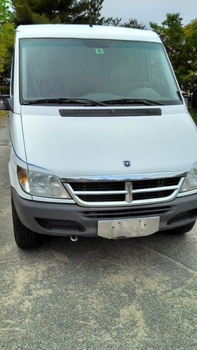 2006 dodge sprinter 2500 base standard cargo van 4-door 2.7l