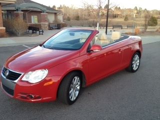 2008 volkswagen eos komfort convertible 2-door 2.0l