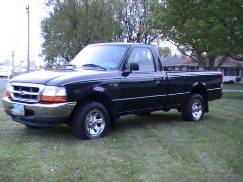 2000 ford ranger xlt standard cab pickup 2-door 2.5l no reserve!!!