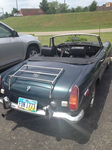 1973 MGB roadster luggage rack green rostyle wheels, image 2